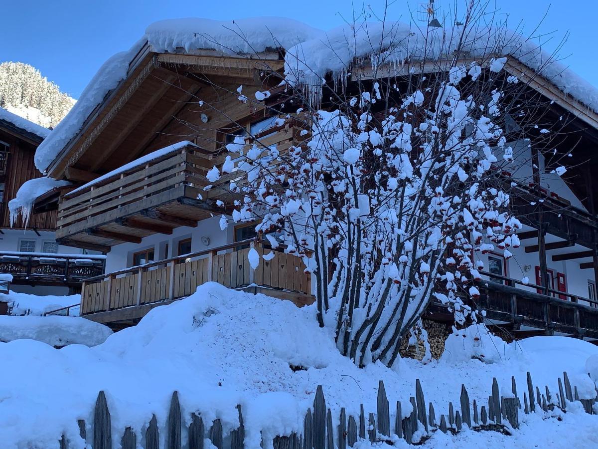 Appartamenti Chalet Orchidea Canazei Exterior photo